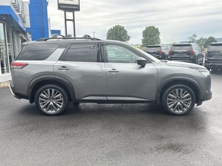 Used 2023 Nissan Pathfinder SL w/ SL Premium Package AWD/4WD video 2