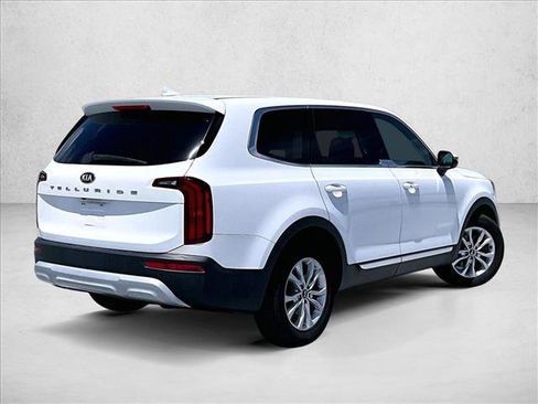 Used 2021 Kia Telluride LX FWD image 2