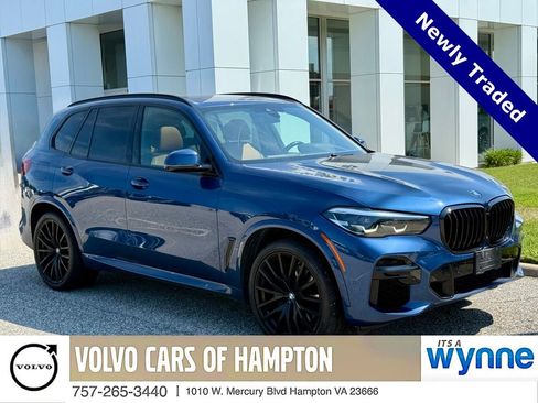 Used 2022 BMW X5 xDrive40i w/ M Sport Package AWD/4WD image 1