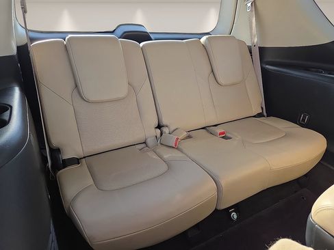 Used 2019 Nissan Armada SL w/ Premium Package RWD image 10