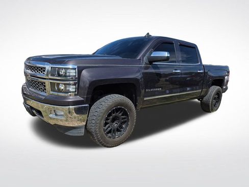 Used 2015 Chevrolet Silverado 1500 LTZ w/ LTZ Plus Package AWD/4WD image 4