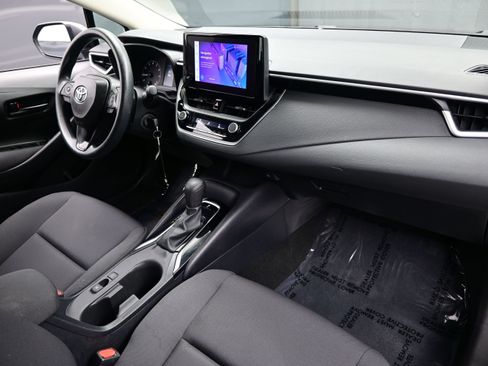 Used 2024 Toyota Corolla LE FWD image 14