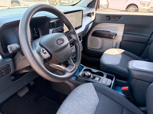 Certified 2025 Ford Maverick XLT FWD image 17