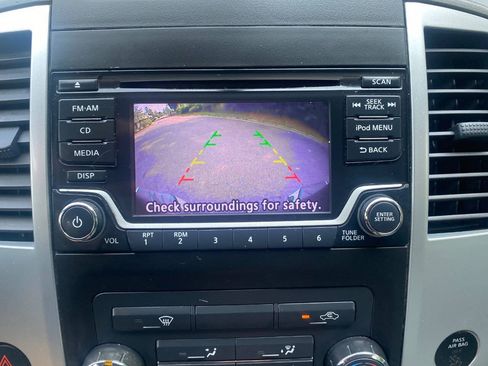 Used 2018 Nissan Frontier S RWD image 24