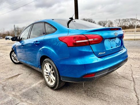 Used 2016 Ford Focus SE w/ SE Cold Weather Package image 5