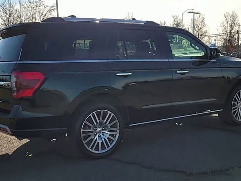 Used 2024 Ford Expedition Limited image 8