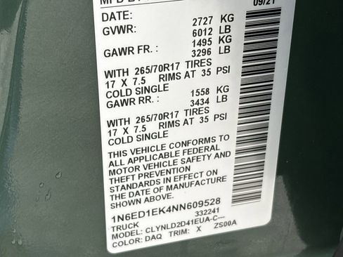 Used 2022 Nissan Frontier PRO-4X image 35