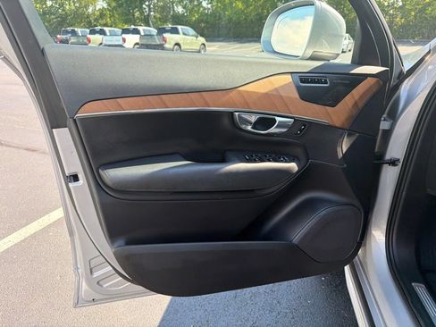 Used 2023 Volvo XC90 B5 Plus w/ Protection Package Premier AWD/4WD image 18