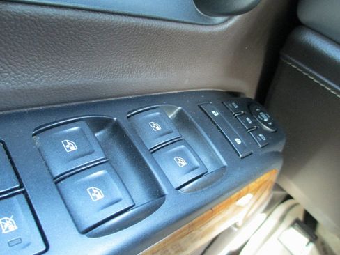 Used 2015 GMC Sierra 1500 SLT w/ SLT Crew Cab Value Package image 25