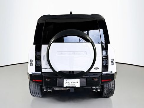 Certified 2023 Land Rover Defender 110 V8 AWD/4WD image 6