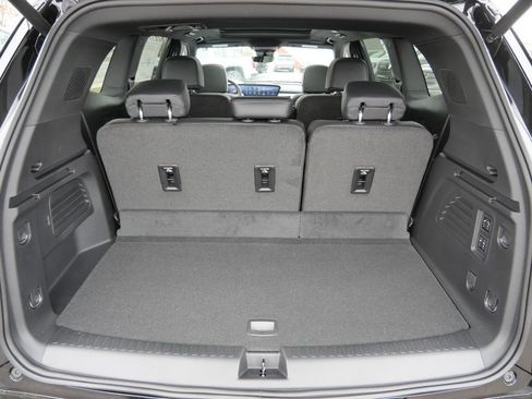 New 2026 Buick Enclave Sport Touring w/ Power Package AWD/4WD image 37