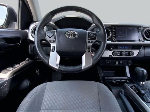 Used 2021 Toyota Tacoma SR5 RWD image 6