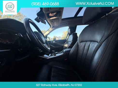 Used 2020 BMW X7 xDrive40i w/ Premium Package AWD/4WD image 8