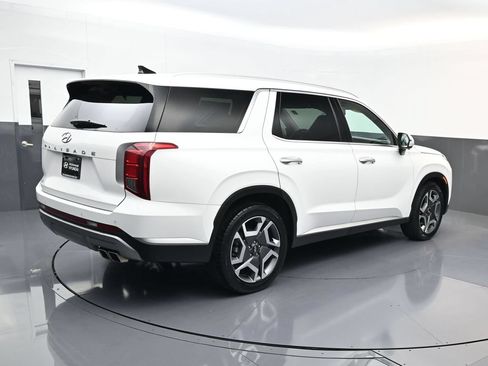Used 2024 Hyundai Palisade SEL FWD image 4