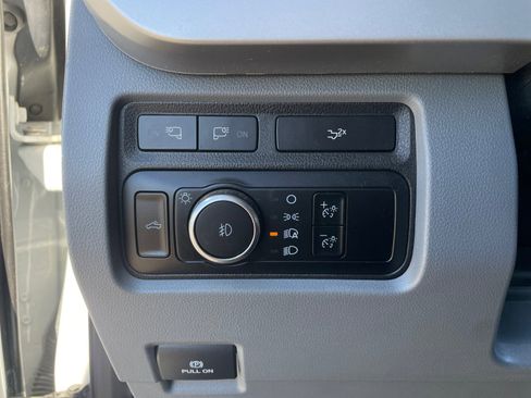 Used 2023 Ford F350 XLT w/ XLT Premium Package image 14