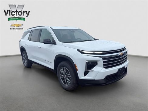 New 2026 Chevrolet Traverse LT w/ Driver Confidence Package image 8