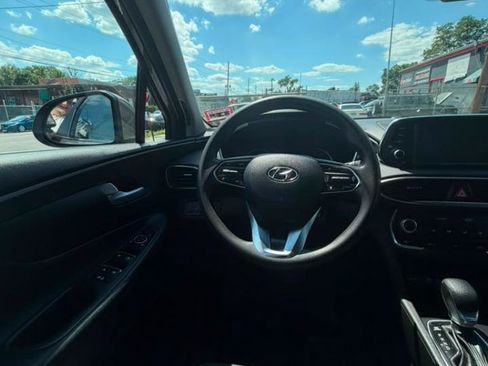 Used 2019 Hyundai Santa Fe SE FWD image 20
