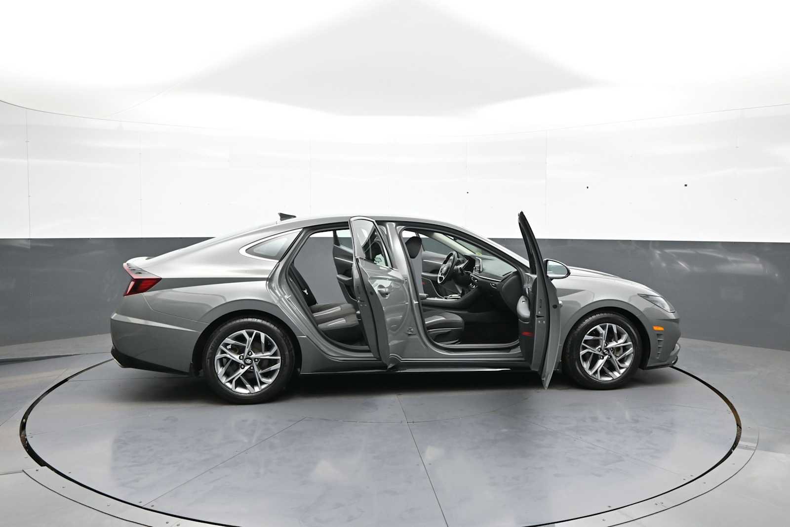 Used 2021 Hyundai Sonata SEL w/ Winter Weather Package FWD image 42