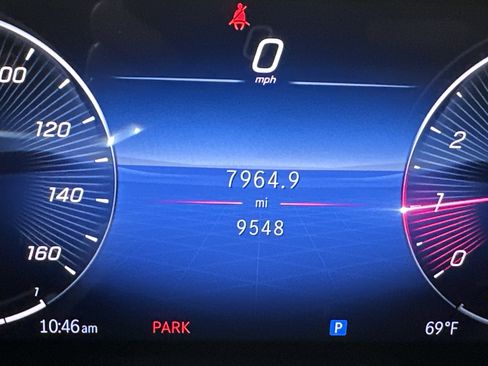 Used 2025 Mercedes-Benz GLA 250 4MATIC image 14