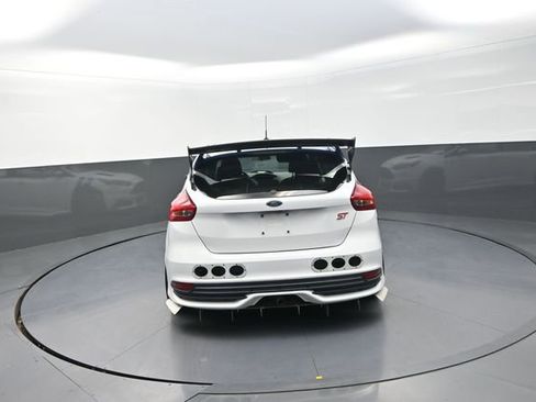 Used 2018 Ford Focus ST image 62
