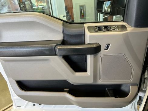 Used 2022 Ford F250 XL w/ STX Appearance Package AWD/4WD image 13