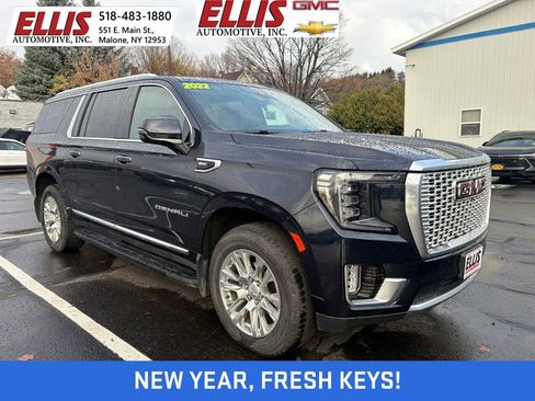 Used 2022 GMC Yukon XL Denali image 8