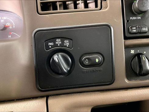 Used 2004 Ford F250 XL image 29