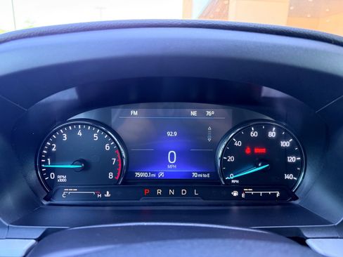 Used 2024 Ford Explorer XLT RWD image 16