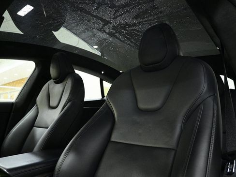 Used 2023 Tesla Model S image 19