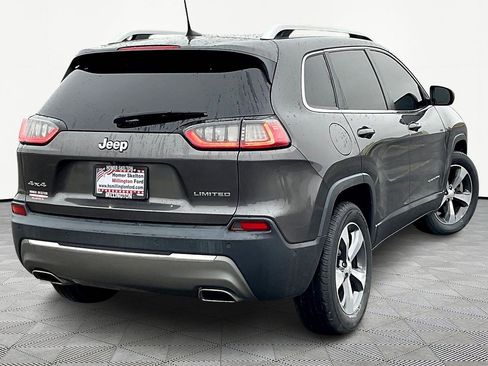 Used 2019 Jeep Cherokee Limited w/ Technology Group image 10