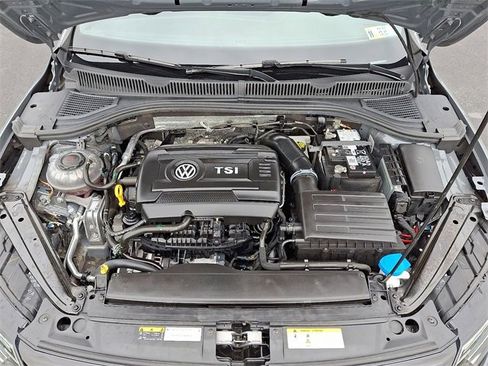 Used 2024 Volkswagen Jetta GLI 40th Anniversary Edition image 27
