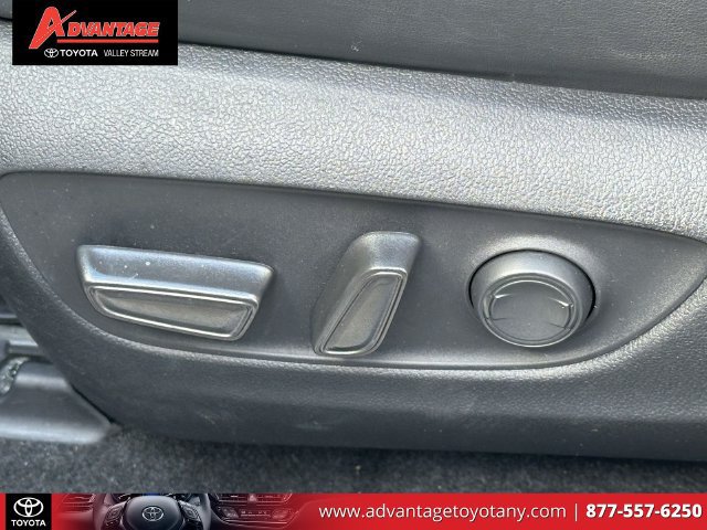Used 2023 Toyota RAV4 XLE Premium AWD/4WD image 22