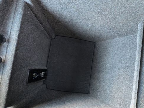 Used 2018 Mercedes-Benz GLS 450 4MATIC image 33