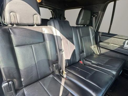 Used 2015 Ford Expedition XLT w/ Equipment Group 201A image 18