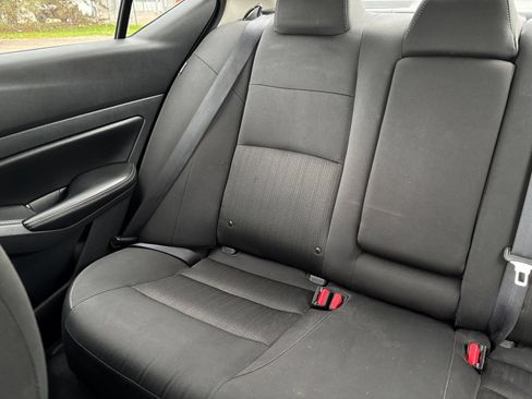 Used 2025 Nissan Altima 2.5 SV FWD image 39