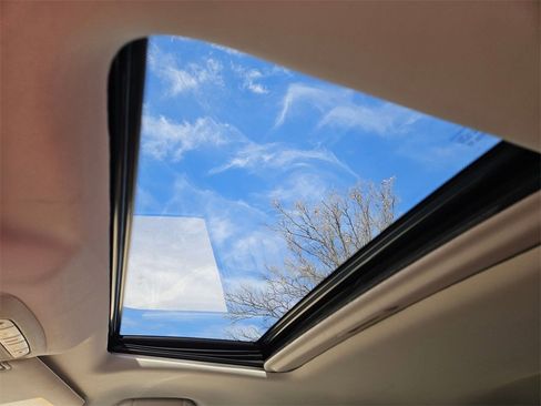 Used 2023 Nissan Armada Platinum w/ Captain's Chairs Package image 23