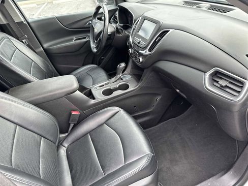 Used 2018 Chevrolet Equinox LT image 24