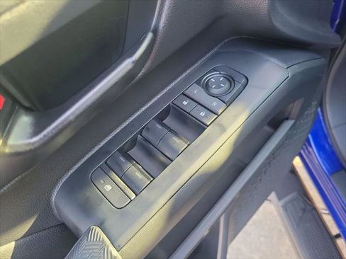 Certified 2025 Toyota Tacoma SR5 image 12