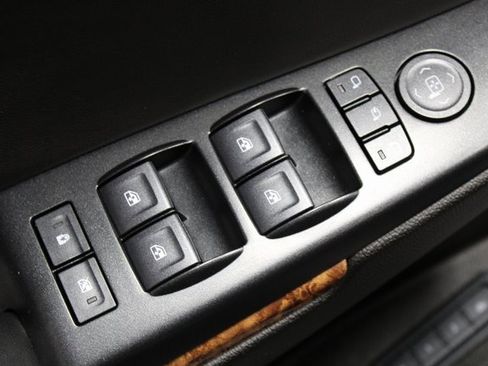 Used 2020 Chevrolet Tahoe Premier image 28