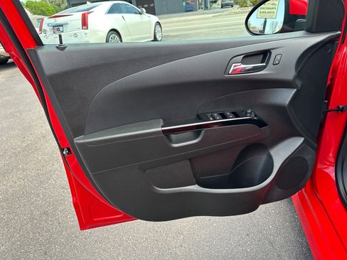Used 2017 Chevrolet Sonic LT w/ Convenience Package FWD image 16
