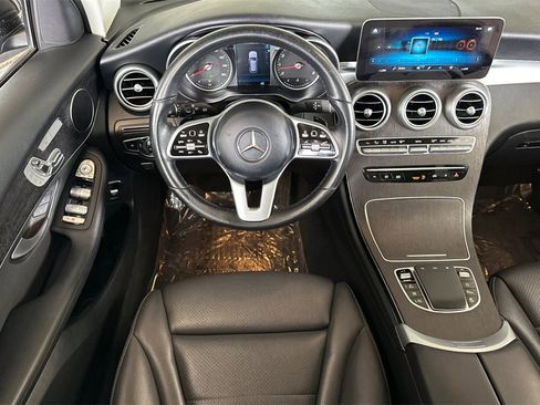 Used 2021 Mercedes-Benz GLC 300 4MATIC image 11