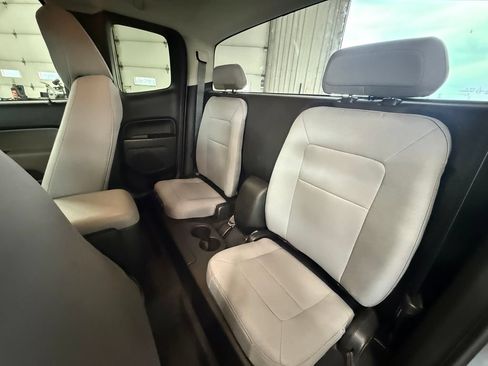 Used 2021 Chevrolet Colorado W/T w/ Custom Special Edition AWD/4WD image 27
