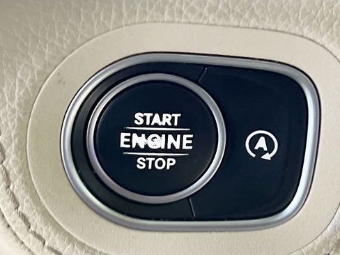 Used 2020 Mercedes-Benz GLE 350 4MATIC image 24