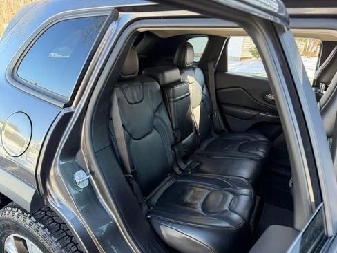 Used 2014 Jeep Cherokee Trailhawk w/ Leather Interior Group image 15