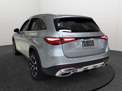 New 2025 Mercedes-Benz GLC 350e 4MATIC image 5
