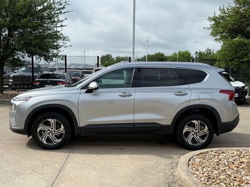 Used 2023 Hyundai Santa Fe SEL image 2