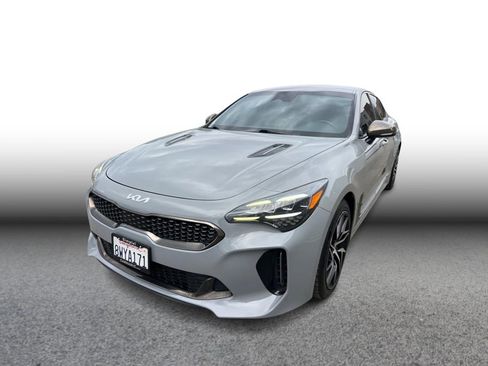 Certified 2022 Kia Stinger GT-Line image 1