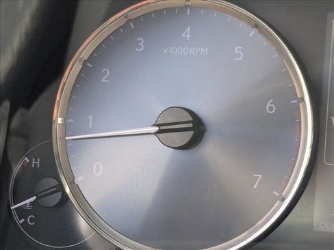 Used 2018 Lexus IS 300 w/ Accessory Package 2 image 6