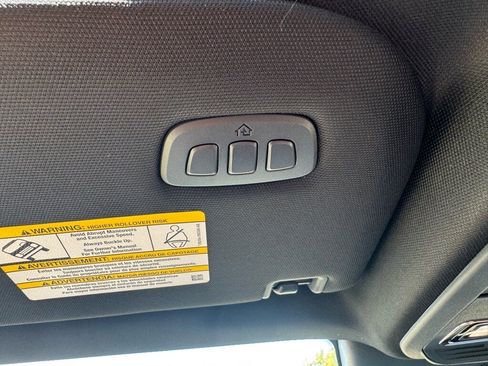 New 2025 Lincoln Navigator L Reserve image 38