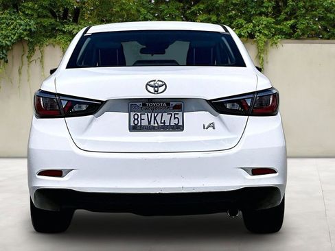 Used 2018 Toyota Yaris iA image 6